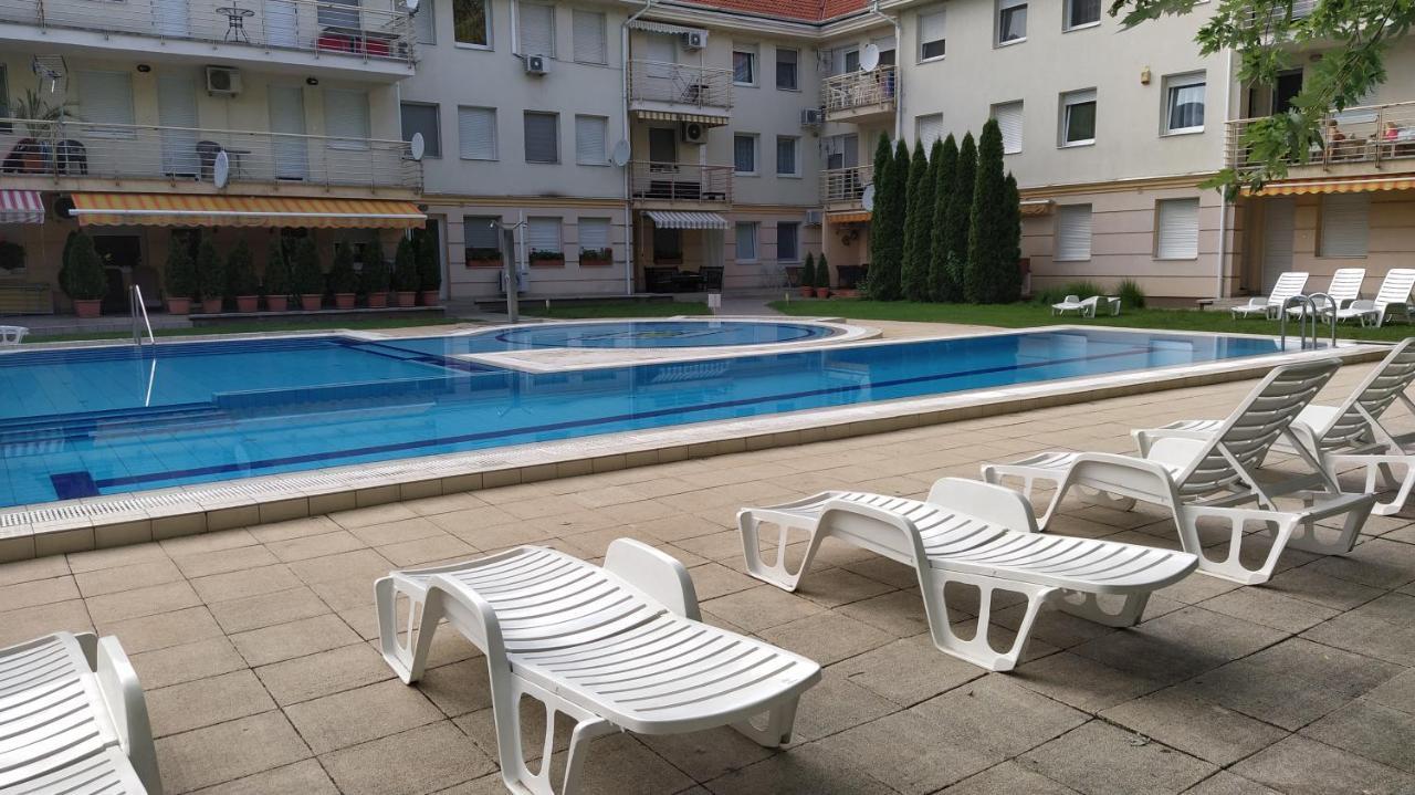 Gabi & Gabi Apartments Hajdúszoboszló Exterior foto